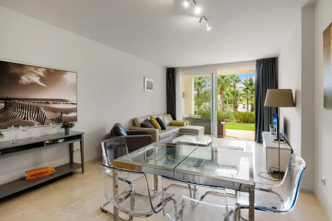 Stunning Blue Lagoon Apartment In Estepona By Costarentals - M12 إسبانيا