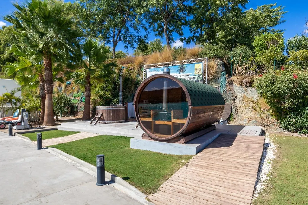 Stunning Blue Lagoon Apartment In Estepona By Costarentals - M12
